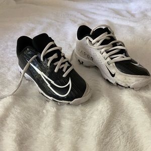 Kids Nike soccer/football cleats